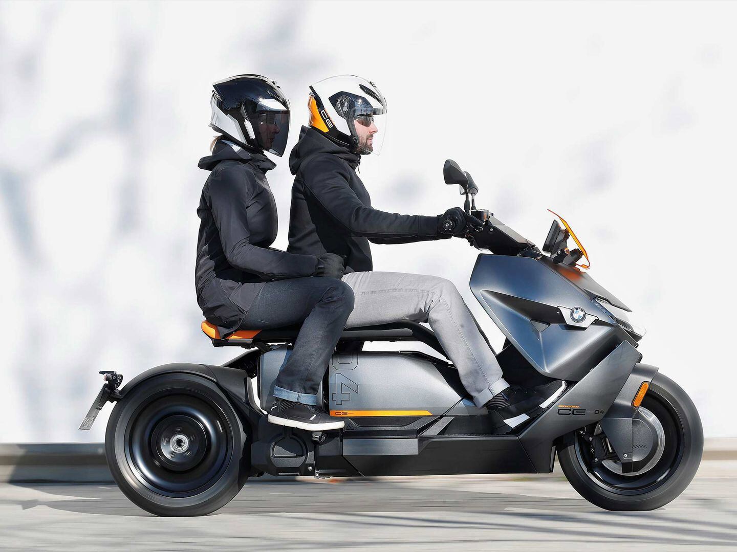 BMW CE 04 Electric Scooter Review | Cycle Volta